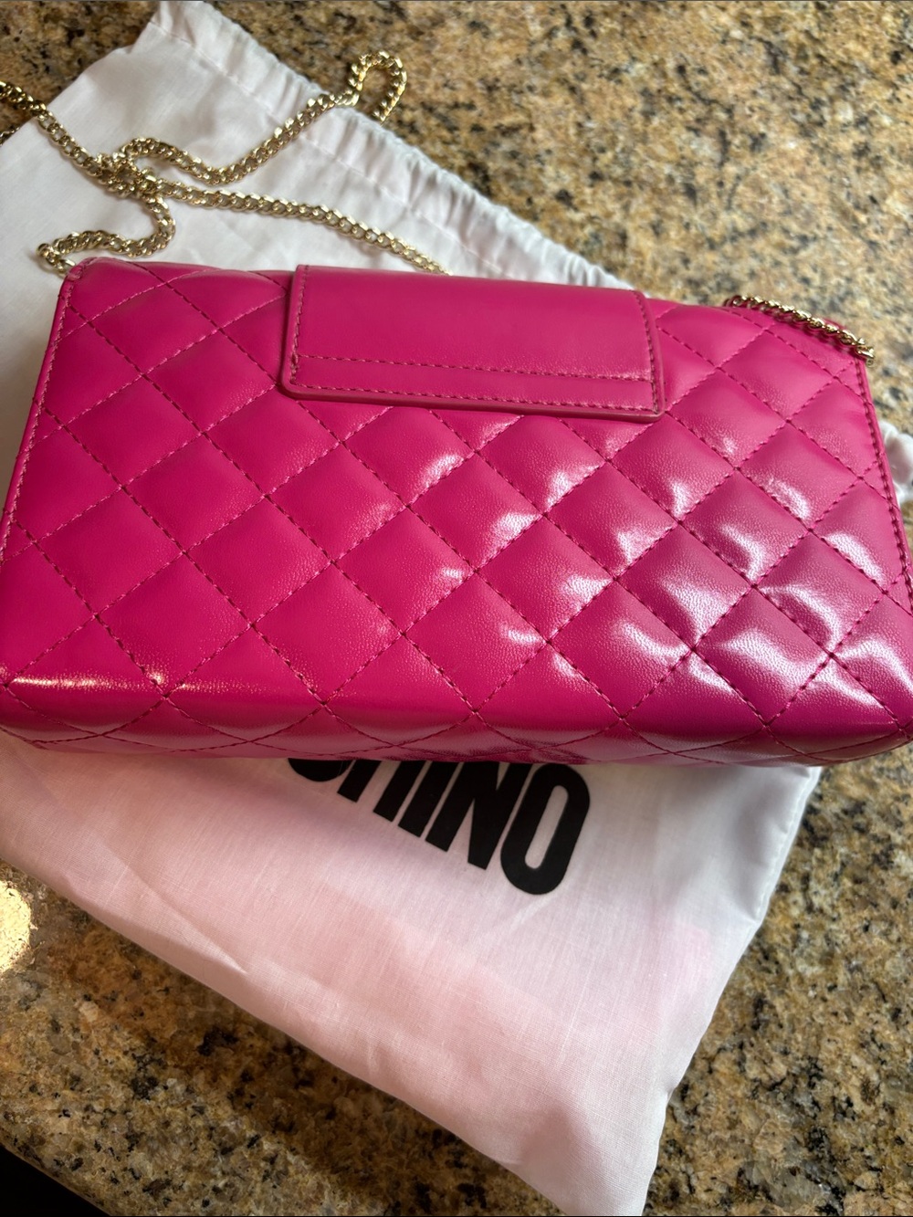 Love Moschino Hot Pink Quilted Crossbody with Gold Hardware - Picture 5 of 7
